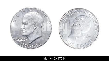 1776 - 1976 D Denver zecca Dwight D Eisenhower IKE Liberty Bell con luna Silver sul retro moneta da un dollaro US Bicentenario d'argento. In dio, noi trattiamo Foto Stock