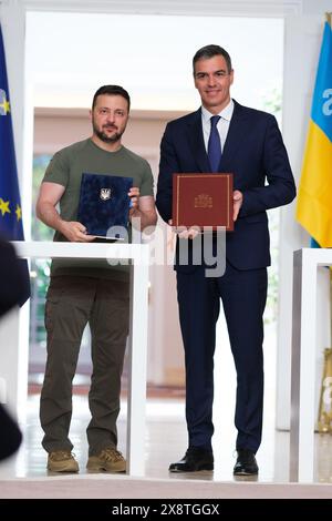 Madrid, Spagna. 27 maggio 2024. Il presidente ucraino Volodimir Zelenski incontra il primo ministro Pedro Sanchez al Palazzo Moncloa, il 27 maggio 2024, a Madrid, Spagna. (Foto di Oscar Gonzalez/Sipa USA) credito: SIPA USA/Alamy Live News Foto Stock