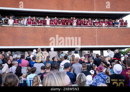 Ikast, Danimarca. 27 maggio 2024. I campioni di calcio danesi del Midtjylland sono celebrati quando il comune di Ikast-Brande invita a una festa d'oro a Ikast lunedì 27 maggio 2024. (Foto: Bo Amstrup/Ritzau Scanpix) credito: Ritzau/Alamy Live News Foto Stock