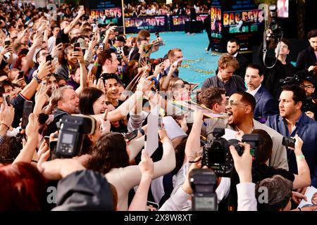 Berlino, Germania. 27 maggio 2024. L'attore Will Smith partecipa alla prima europea del film "Bad Boys: Ride or Die" allo Zoo Palast. La quarta parte della serie di film d'azione "Bad Boys" apre nei cinema tedeschi il 5 giugno. Credito: Carsten Koall/dpa/Alamy Live News Foto Stock