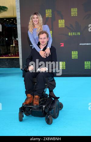 Sarah Elena Timpe und Samuel Koch bei der 'Bad Boys: Ride or Die" Film Premiere AM 27.05.2024 a Berlino Foto Stock