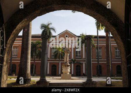 L'edificio dell'Archivio Nazionale del Brasile. Istituzione federale creata nel 1838 come Imperial Public Archives - Rio de Janeiro, Brasile 05.24.2024. Foto Stock