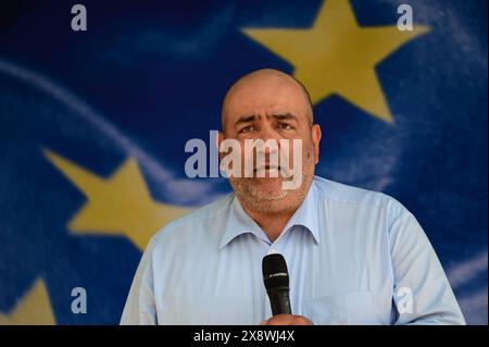 27.05.2024 xkhx Kassel, Hessenkampfbahn BÜNDNIS 90/DIE Grünen - Wahlkampftour zur Wahl zum 10. Europäischen Parlament Bild zeigt: Omid Nouripour, Bundesvorsitzender von BÜNDNIS 90/DIE Grünen *** 27 05 2024 xkhx Kassel, Hessenkampfbahn BÜNDNIS 90 DIE Grünen campagna per le elezioni al Parlamento europeo il quadro mostra Omid Nouripour, presidente federale di BÜNDNIS 90 DIE Grünen KH Foto Stock