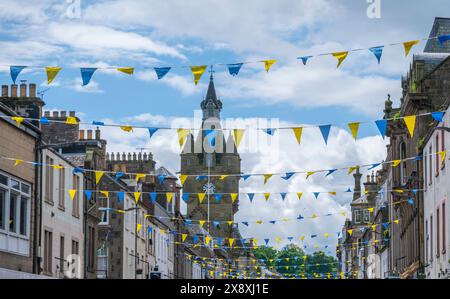 Hawick, Scottish Borders, Scozia, Regno Unito. Hawick, Scottish Borders, Regno Unito. 27 maggio 2024. Hawick, città degli Scottish Borders, si sta preparando per il suo annuale Common Riding Festival, è sempre la prima città di confine a celebrare l'evento che si svolge ogni anno all'inizio di giugno. Il 7 giugno sarà il giorno più importante dell'evento, quando le città di Cornet riceveranno la bandiera delle città e condurranno centinaia di cavalieri in una corsa lungo i confini delle città. Crediti: phil wilkinson/Alamy Live News Foto Stock