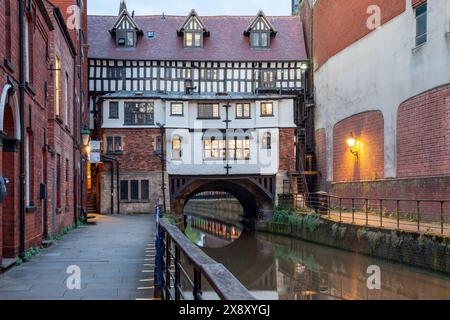 Serata all'High Bridge nel centro di Lincoln, Inghilterra. Foto Stock