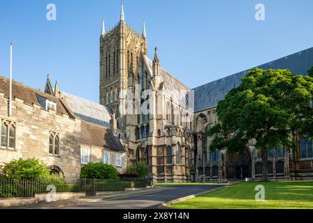 Mattinata di primavera alla Cattedrale di Lincoln, Lincolnshire, Inghilterra. Foto Stock