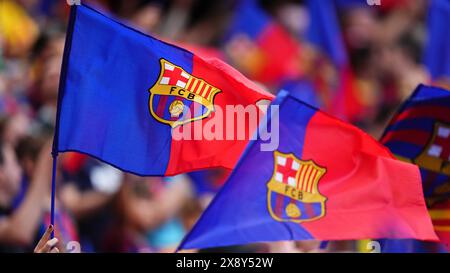 Barcellona, Spagna. 25 maggio 2024. L'FC Barcelona Flags durante la finale di UEFA Women's Champions League tra il Barcellona e l'Olympique Lyonnais giocata allo stadio San Mames il 25 maggio 2024 a Bilbao in Spagna. (Foto di Bagu Blanco/PRESSINPHOTO) credito: PRESSINPHOTO SPORTS AGENCY/Alamy Live News Foto Stock