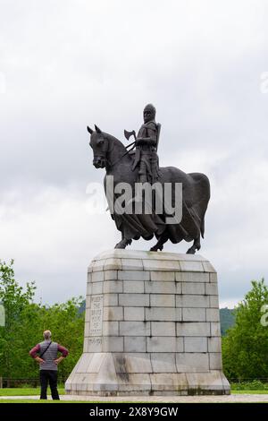 Statua di Robert il re Bruce di Scots, al monumento per la battaglia di Bannockburn, Centro visitatori di Bannockburn, Stirling Scozia Foto Stock