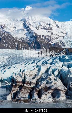 Islanda, Islanda orientale, Skaftafell, ghiacciaio di Svinafellsjökull Foto Stock