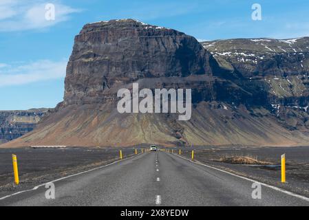 Islanda, regione di Austurland, strada N1, montagne di Lomagnupur Foto Stock