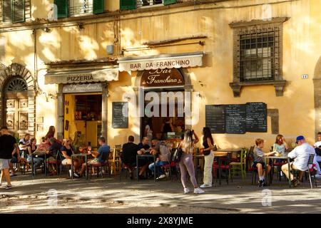 Italia, Toscana, Lucca, piazza Napoleone Foto Stock