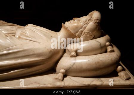 Italia, Toscana, Lucca, Duomo di San Martino, sacrestia, tomba di Ilaria del Caretto Guinigi, scultore Jacopo della Quercia, 1406-1 Foto Stock