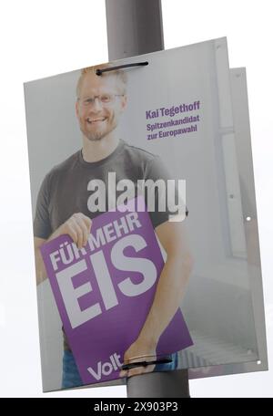 Deutschland, Berlin, Europawahl 2024: Wahlspots und Wahlkampagnen der Parteien in Deutschland *** Germania, Berlino, elezioni europee del 2024 e campagne elettorali dei partiti in Germania Foto Stock