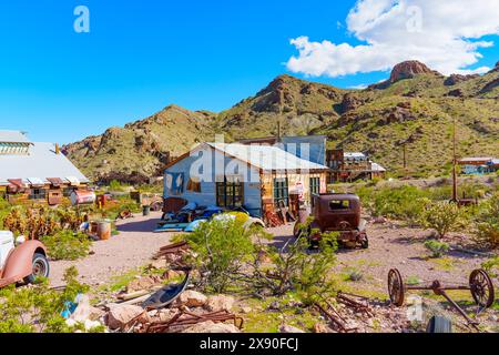Nelson, Nevada - 15 aprile 2024: Sezione di un insediamento minerario abbandonato a Nelson Foto Stock