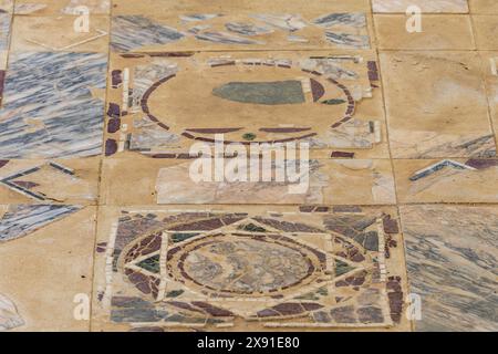 Pavimentazione romana opus sectile, Italica, antica città romana, 206 a.C., Andalusia, Spagna Foto Stock