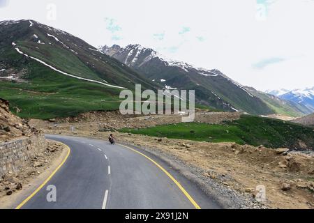 Splendida vista del Khunjerab Pass katidas Attabad Gilgit Baltistan Foto Stock