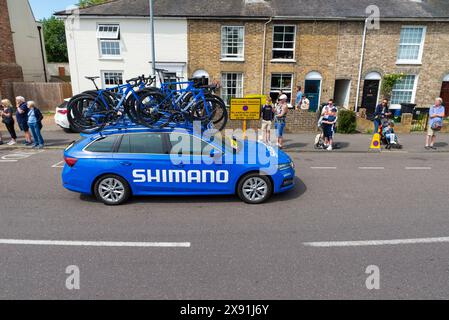 Shimano auto di supporto neutrale alla Ford RideLondon Classique Women's WorldTour 2024, tappa due a Maldon, Essex, Regno Unito. Foto Stock