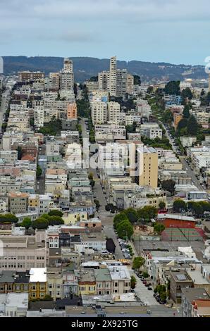 Vista dalla Coit Tower lungo Ripide Road, Chinatown, San Francisco, California, Stati Uniti Foto Stock