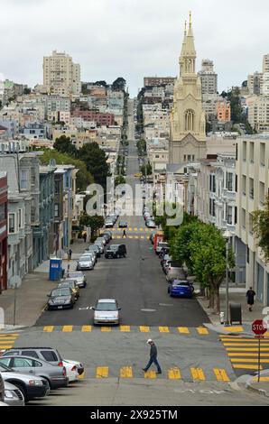 Vista dalla Coit Tower lungo Ripide Road, Chinatown, San Francisco, California, Stati Uniti Foto Stock