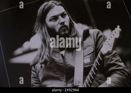David Gilmour ritratto nel libro dell'album Animals dei Pink Floyd (versione: remix 2018). Foto Stock
