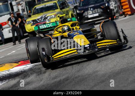 Monte Carlo, Principato di Monaco. 26 maggio 2024. Formula 1 Gran Premio di Monaco sul circuito di Monaco di Monte Carlo. Nella foto: Lando Norris (GBR) del team McLaren di Formula 1 in McLaren MCL38 durante la gara © Piotr Zajac/Alamy Live News Foto Stock