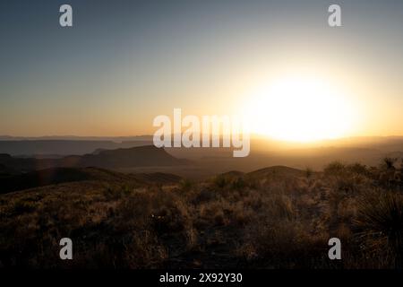 Tramonto sul deserto del Chihuahuan nel Big Bend National Park Foto Stock