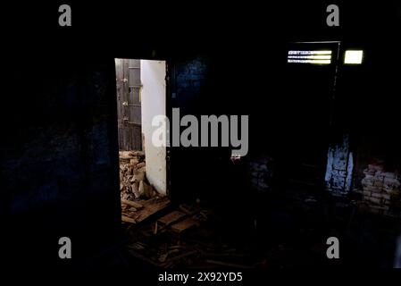 Interno di una stanza abbandonata a Boveda, Lugo, Spagna Foto Stock