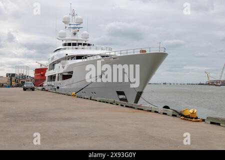 Passeggiata privata a bordo di uno yacht al molo 21 sul canale di Galveston a Glaveston, Texas Foto Stock