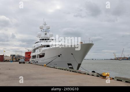 Passeggiata privata a bordo di uno yacht al molo 21 sul canale di Galveston a Glaveston, Texas Foto Stock