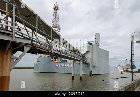 Ocean Star Offshore Drilling Rig and Museum nel canale di Galveston a Galveston, Texas Foto Stock