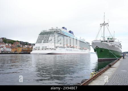 Randaberg 20240529. La nave da crociera Britannia è ormeggiata a Stavanger foto: Lise Åserud / NTB Foto Stock