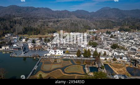 Aerea di Xidi, antico villaggio storico, patrimonio dell'umanità dell'UNESCO, Xidi, Anhui, Cina, Asia Foto Stock