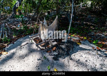 Cimitero tradizionale, grande Santa Cruz Island, Zamboanga, Mindanao, Filippine, Sud-est asiatico, Asia Foto Stock