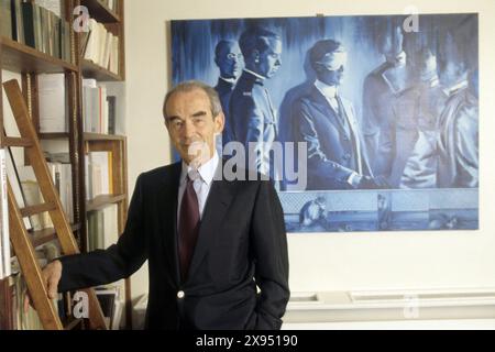 Robert BADINTER - Data : 20000601 ©John Foley/Opale.Photo Foto Stock