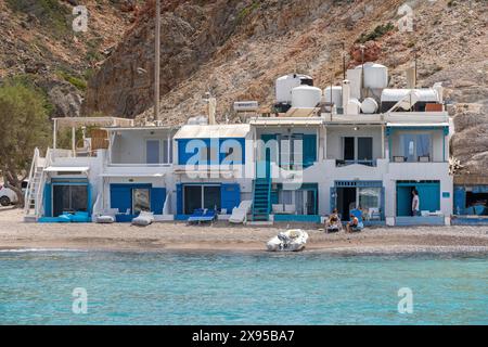 Tradizionale villaggio di pescatori di Firopotamos, sull'isola di Milos, Grecia Foto Stock