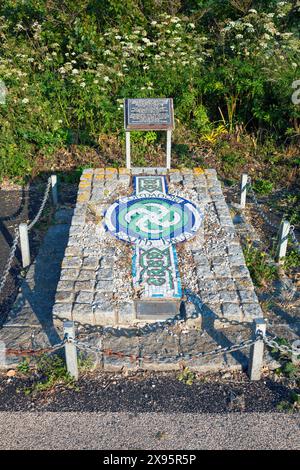 Inghilterra, Devon, Torcross, Monumento allo sbarco in Normandia durante la seconda guerra mondiale, contributo del Consiglio distrettuale di South Hams (Stokenham Parish) Foto Stock