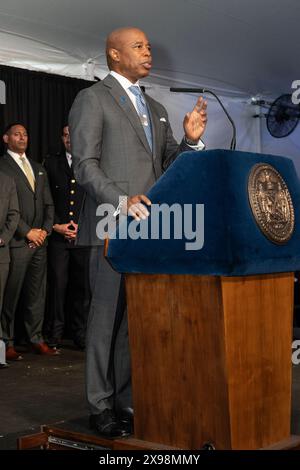 New York, Stati Uniti. 29 maggio 2024. Il sindaco Eric Adams parla durante il ricevimento che celebra il patrimonio ebraico alla Gracie Mansion di New York il 29 maggio 2024. (Foto di Lev Radin/Sipa USA) credito: SIPA USA/Alamy Live News Foto Stock