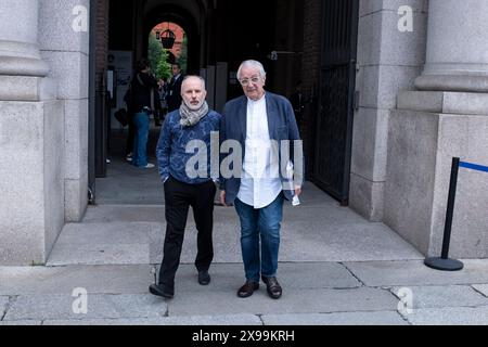 Milano, Italia. 30 maggio 2024. Universit&#xe0; Cattolica. Camera ardente del magnifico rettore Franco anelli. Foto all'ingresso dell'universit&#xe0; - Cronaca - Milano, Italia - Gioved&#xec; 30 maggio 2024 (foto Alessandro Cimma/Lapresse) Università Cattolica. La camera funebre del magnifico Rettore Franco anelli. Foto all'ingresso dell'università - News - Milano, Italia - giovedì 30 maggio 2024 (foto Alessandro Cimma/Lapresse) Davide Rampello credito: LaPresse/Alamy Live News Foto Stock