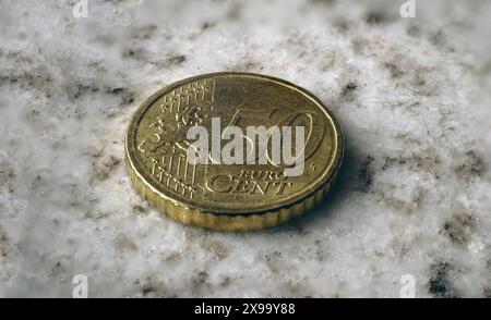 moneta da 50 centesimi di euro. Foto macro. Foto Stock