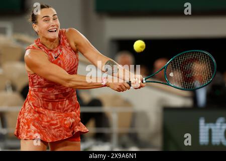 Parigi, Parigi, Francia. 30 maggio 2024. Aryna Sabalenka (''') durante il grande Slam di Roland Garros 2024, giorno 4, partita tra Moyuka Uchijima (JPN) e Aryna Sabalenka (''') al Roland Garros Stadium - il 30 2024.Parigi - Francia (Credit Image: © Loic Baratoux/ZUMA Press Wire) SOLO USO EDITORIALE! Non per USO commerciale! Foto Stock