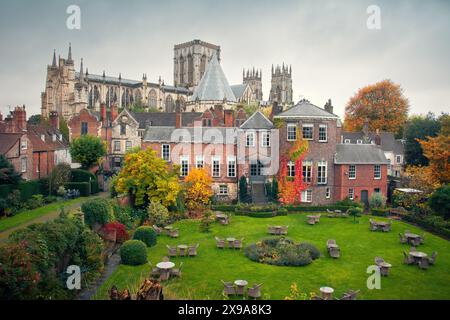 York Minster e Greys Court Hotel & Gardens Foto Stock