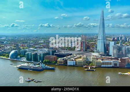 Vista panoramica di Londra sul Tamigi The Shard, HMS Belfast e Queens Walk Foto Stock