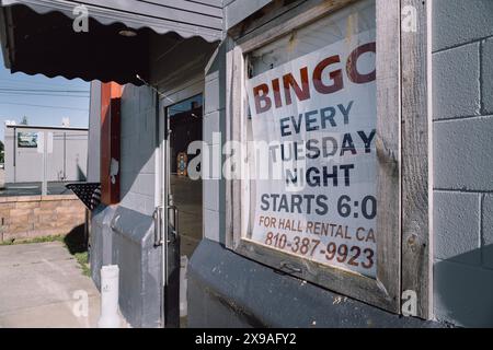 Insegna Bingo nella finestra della postazione VFW a Yale Michigan USA Foto Stock