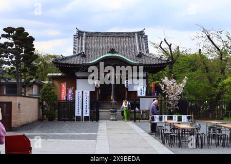 Santuario Daikokutendo nello stagno Shinobazu, Ueno, Taito, Tokyo, Giappone Foto Stock