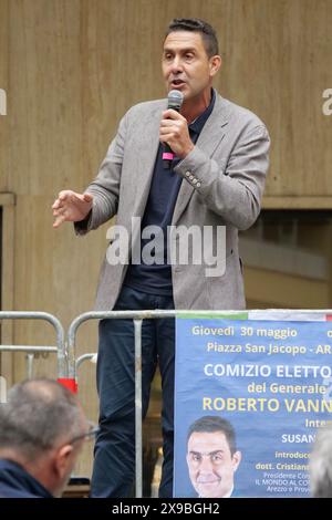 Italia, Arezzo, 30 maggio 2024: Il generale Roberto Vannacci durante una manifestazione elettorale. Roberto Vannacci si candida alla Lega alle prossime elezioni europee. Foto © Daiano Cristini/sintesi/Alamy Live News Foto Stock