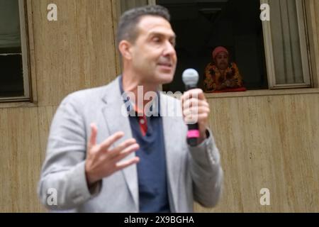 Italia, Arezzo, 30 maggio 2024: Il generale Roberto Vannacci durante una manifestazione elettorale. Roberto Vannacci si candida alla Lega alle prossime elezioni europee. Foto © Daiano Cristini/sintesi/Alamy Live News Foto Stock