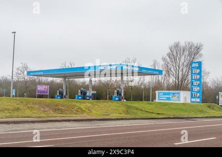 Merseburg, Germania - 11 febbraio 2024: Stazione di servizio Blitz. Foto Stock