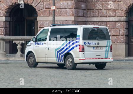 Anversa, Belgio - 24 febbraio 2024: Auto della polizia del Beligish. Foto Stock