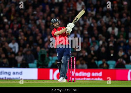 Londra, Inghilterra. 30 maggio 2024. Phil Salt dell'Inghilterra durante il match T20 tra Inghilterra e Pakistan al Kia Oval. Crediti: Ben Whitley/Alamy Live News Foto Stock