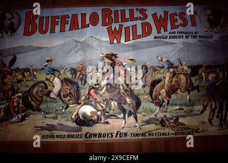 Cody, Wyoming. STATI UNITI. 1987. Buffalo Bill Center of the West (formalmente, Buffalo Bill Historical Center). 5-Musuems: Buffalo Bill Museum, Plains Indian Museum, Cody Firearms Museum, Draper Natural History Museum, Whitney Western Art Museum. Adatto ai disabili. Foto Stock